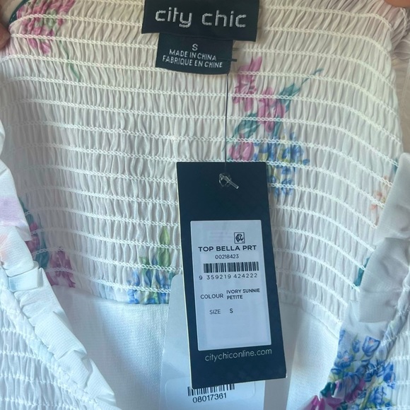 City Chic Top Bella Ivory Sunny Petite Blouse with Flowy Arms Plus Size Small - Picture 7 of 10